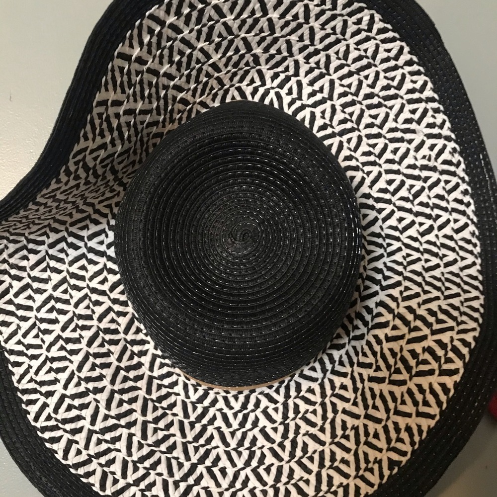 Large sun hat